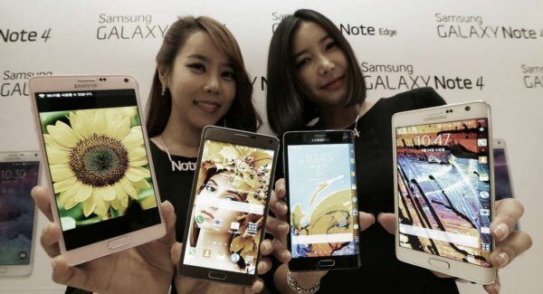 Back to School Shopping: Pencils, Binders – and Smartphones?